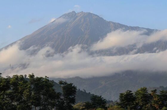 6 Days Mount Meru Trek Climb